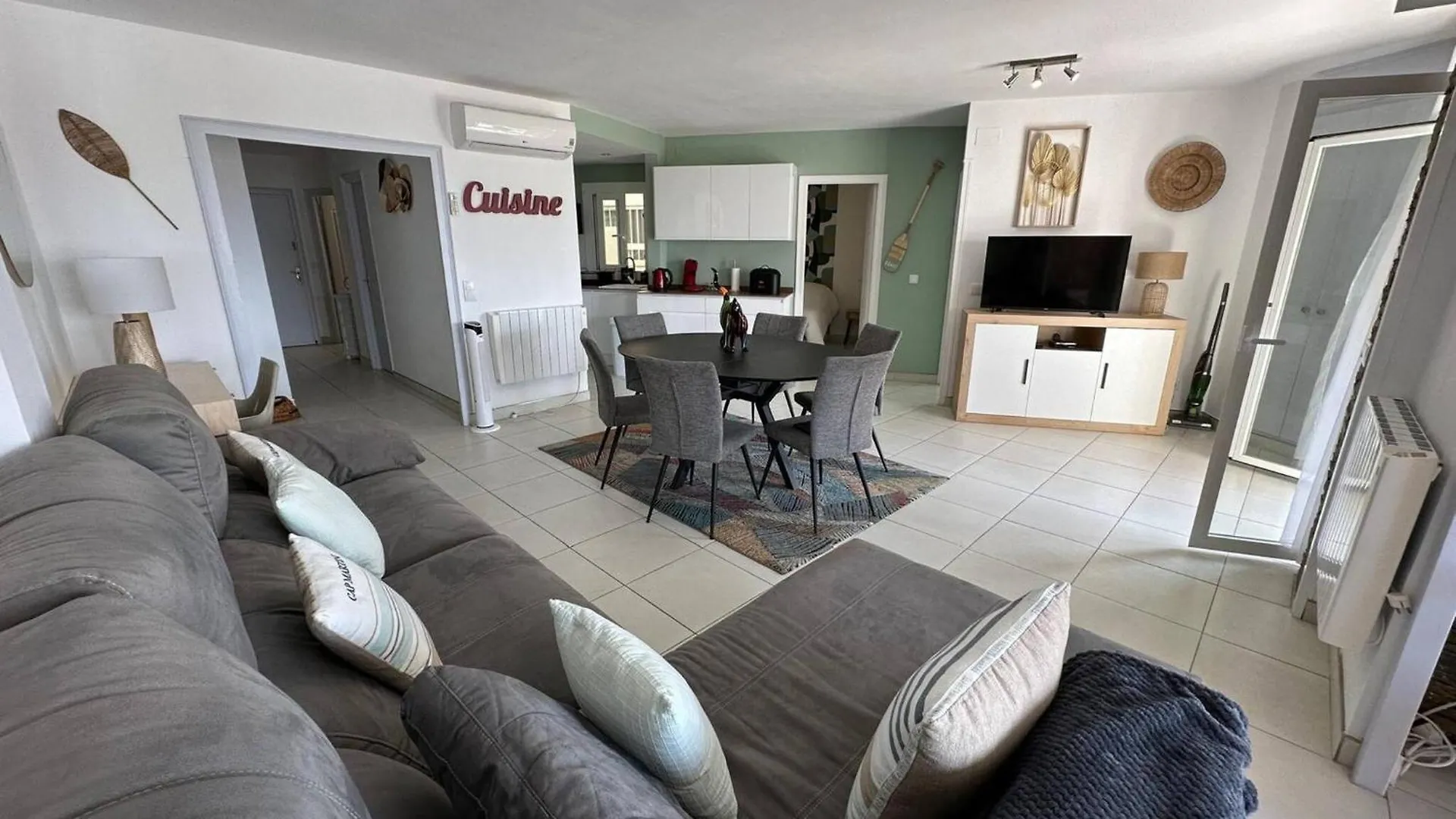 Precioso Moderno Piso Vista Mar Apartment Roses