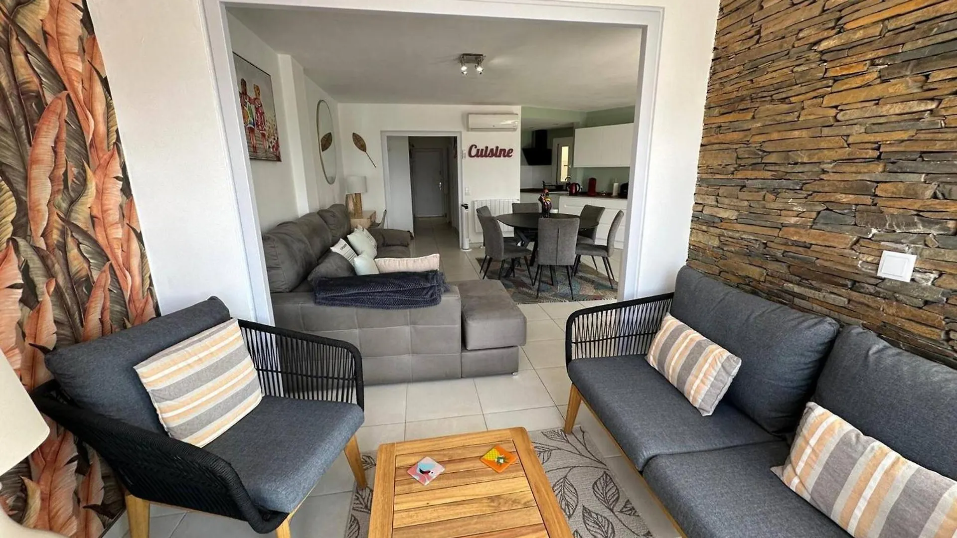 Precioso Moderno Piso Vista Mar Apartment Roses