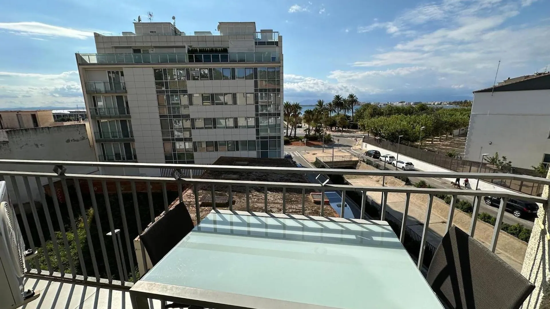 Precioso Moderno Piso Vista Mar Apartment Roses